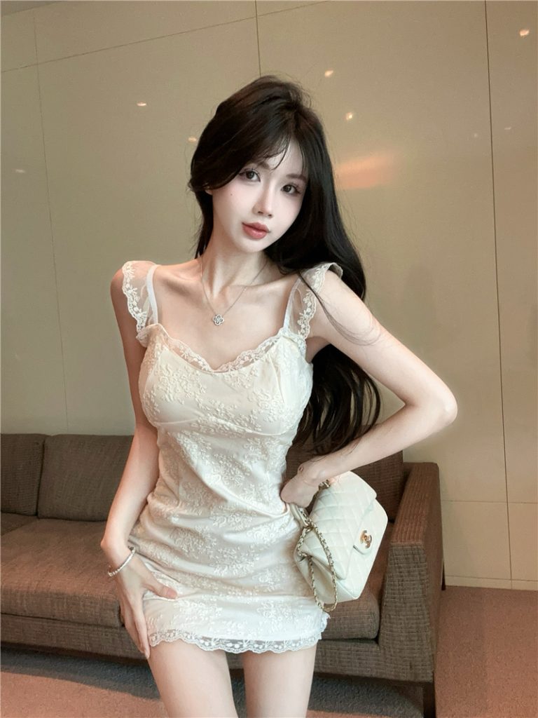 French Lace Trim Cami Bodycon Dress Summer 2026 Sweet Hot Girl Slim Fit