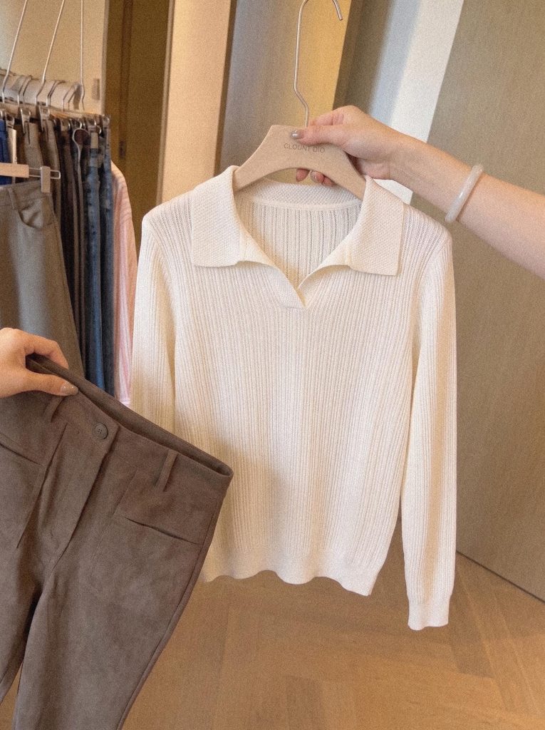 2026 Fall Women's Old Money Style Knit Polo Collar Top Long Sleeve Commuter Minimalist